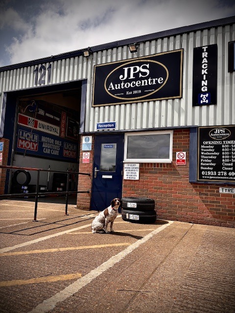 Front garage of JPS Autocentre - MOT, Servicing, Tyres & Repairs in Wellingborough